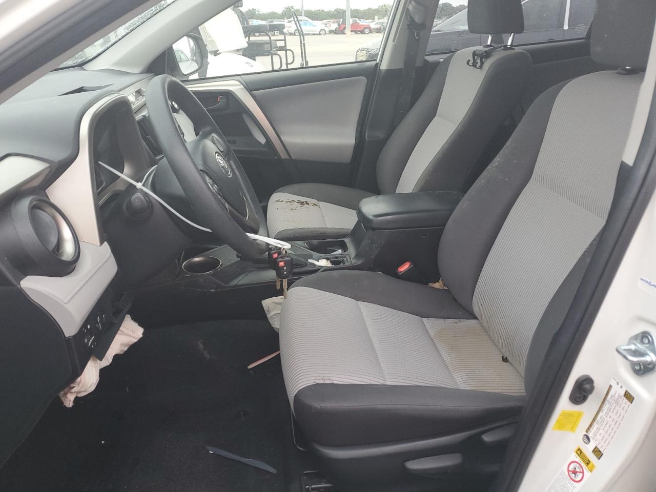 JTMZFREVXEJ024063 2014 Toyota Rav4 Le