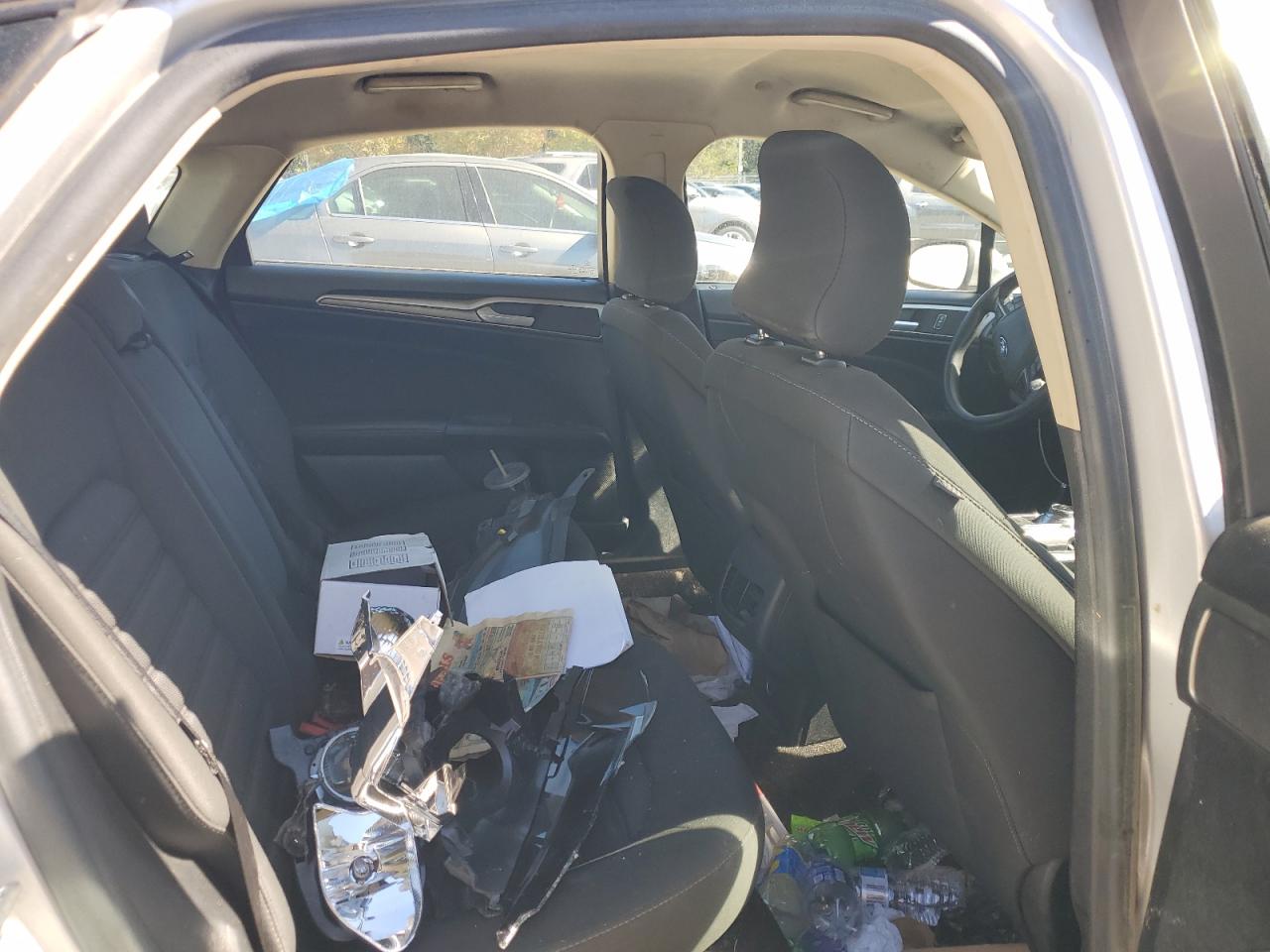 2019 Ford Fusion - Image 11