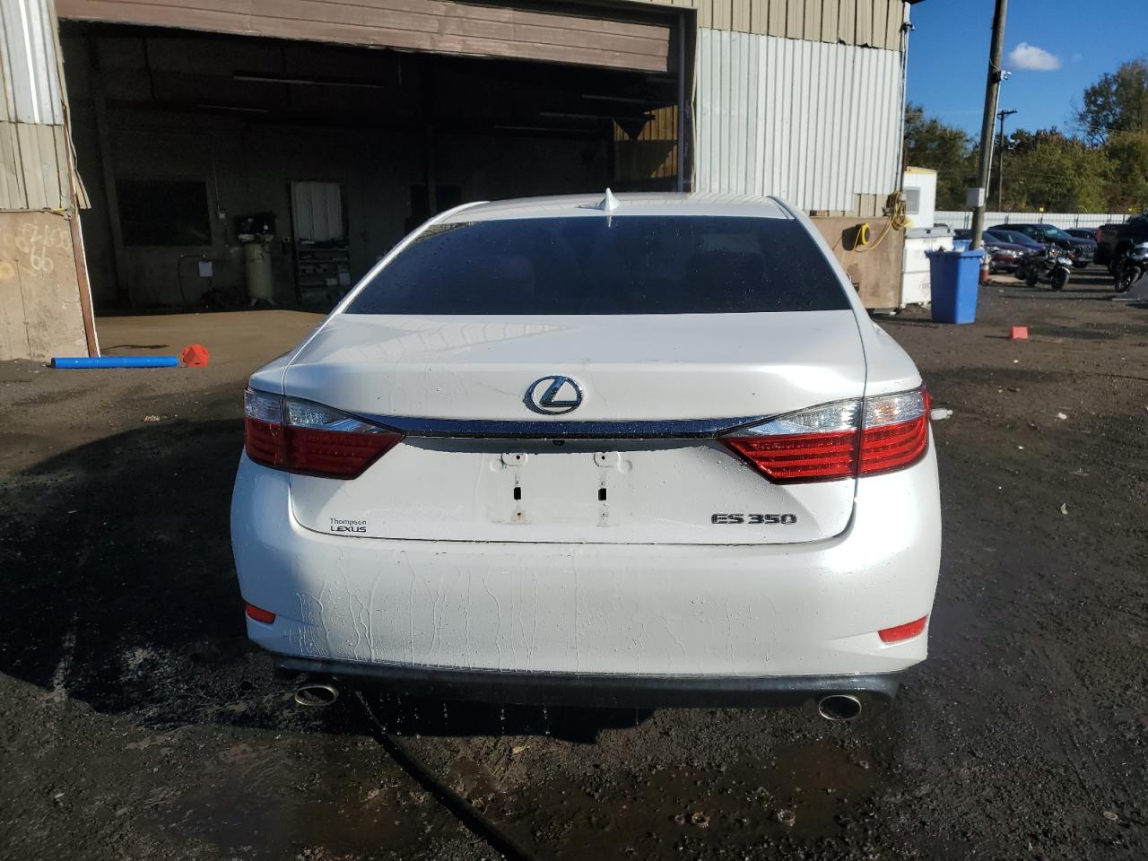 JTHBK1GG9F2205842 2015 Lexus Es 350