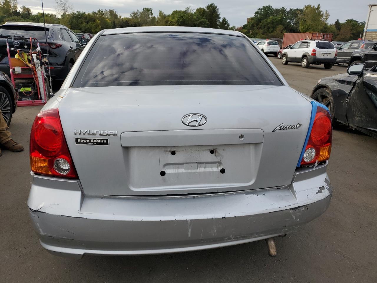 KMHCG45C45U631414 2005 Hyundai Accent Gl