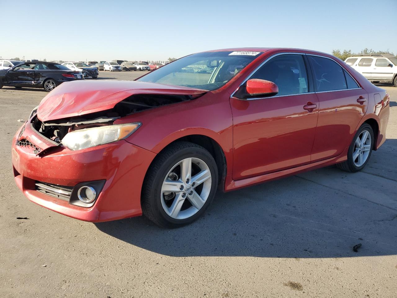 VIN 4T1BF1FK1DU674285 2013 TOYOTA CAMRY no.1