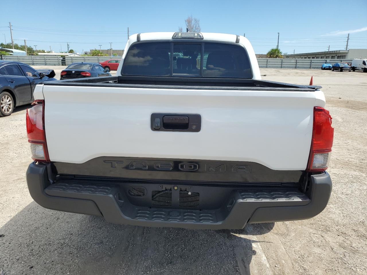 5TFAX5GN4KX159015 2019 Toyota Tacoma Double Cab