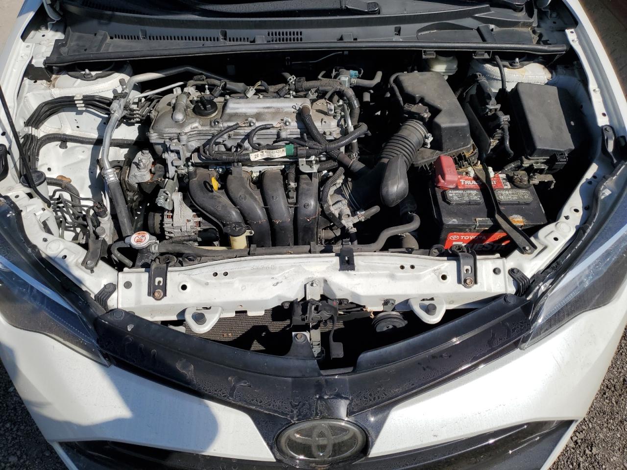 2018 Toyota Corolla - Image 11