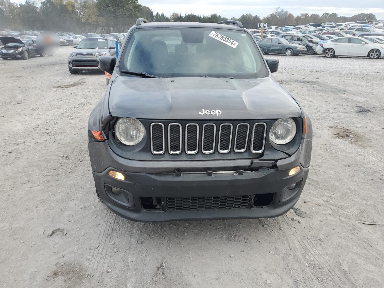 2018 Jeep Renegade - Image 5