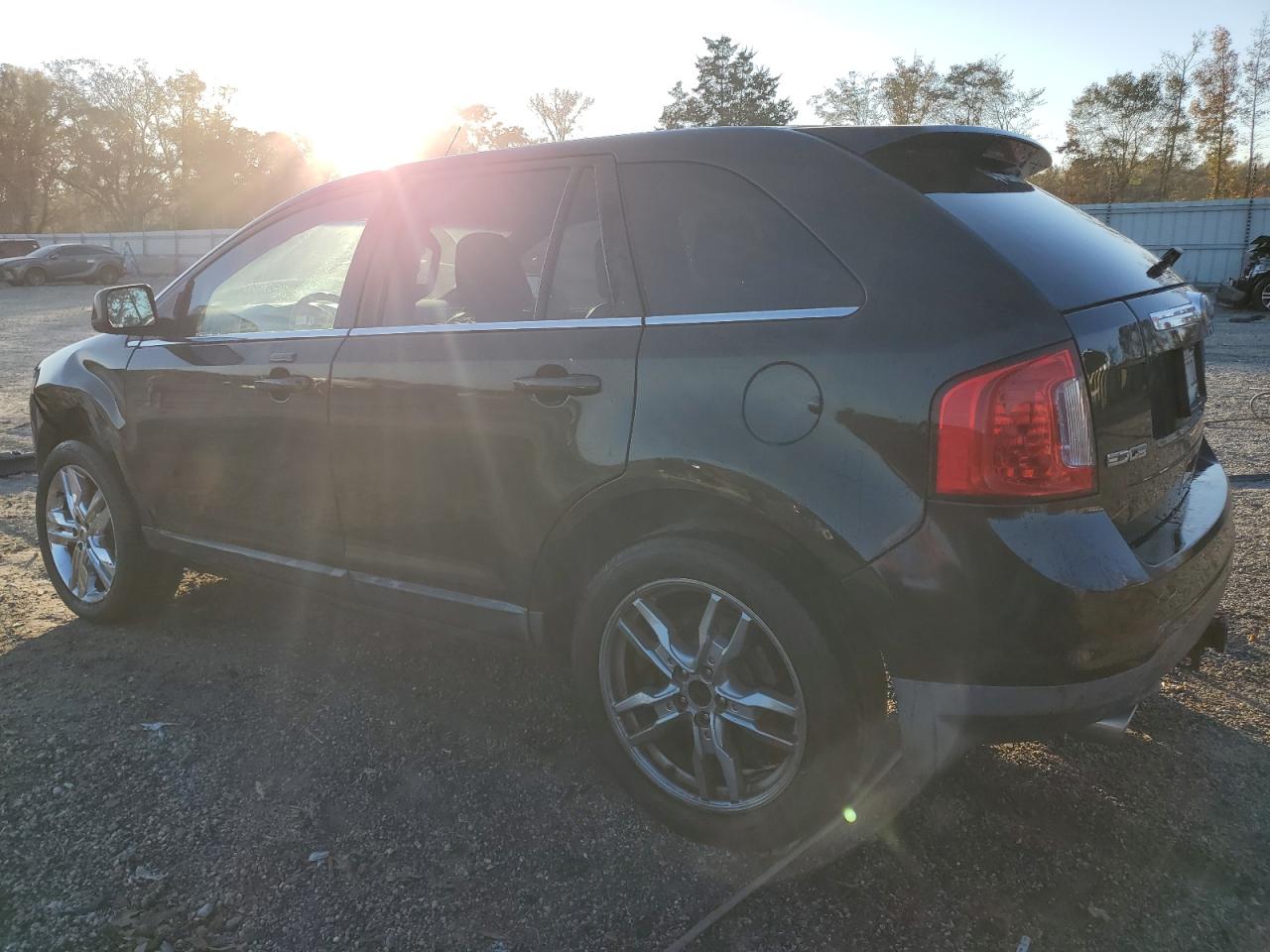 2011 Ford Edge - Image 2