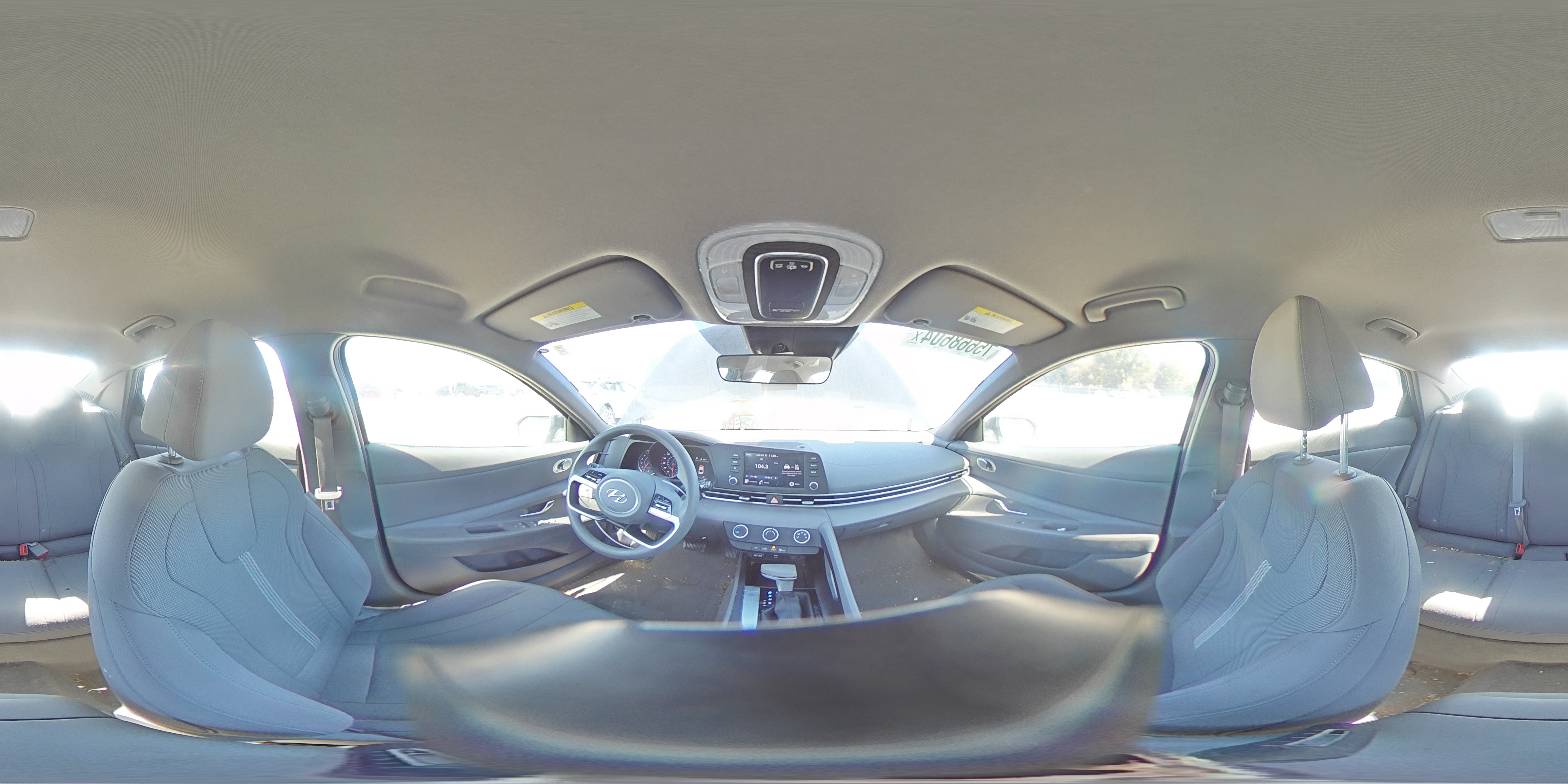 2021 Hyundai Elantra - Image 12