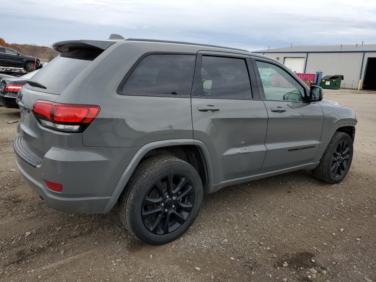 2021 Jeep Grand Cherokee - Image 3