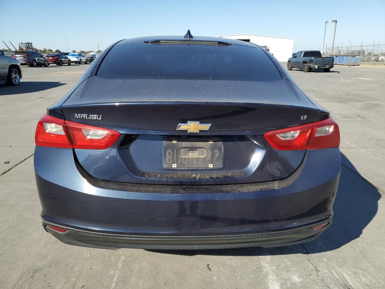 1G1ZD5ST2JF190181 2018 Chevrolet Malibu Lt