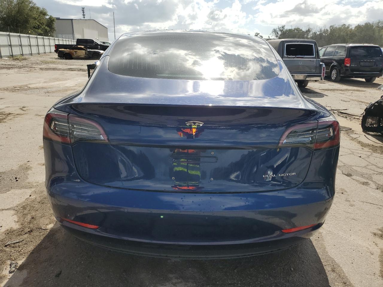 2018 Tesla Model 3 VIN: 5YJ3E1EB6JF096413 Lot: 77165394