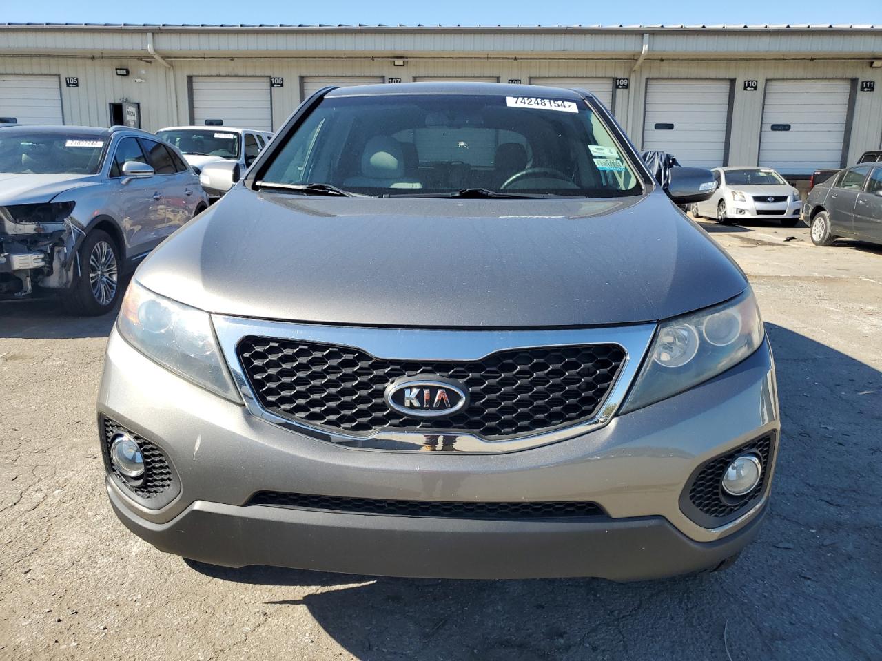 VIN 5XYKT3A19DG417450 2013 KIA SORENTO no.5