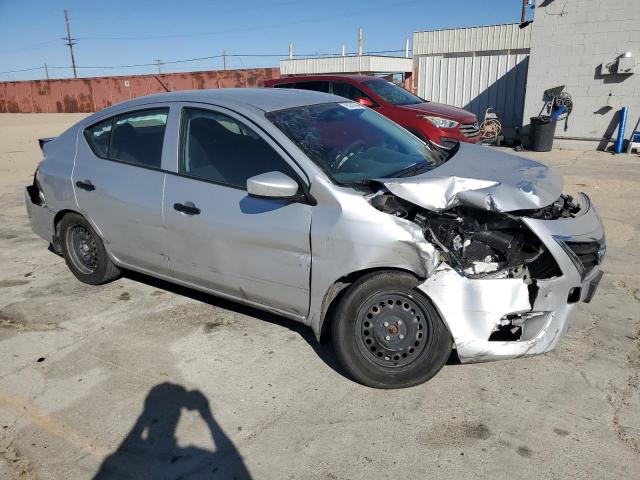  NISSAN VERSA 2016 White