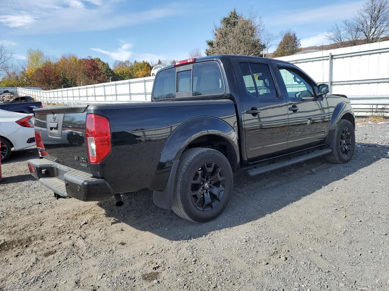 2021 Nissan Navara (Frontier) - Image 3