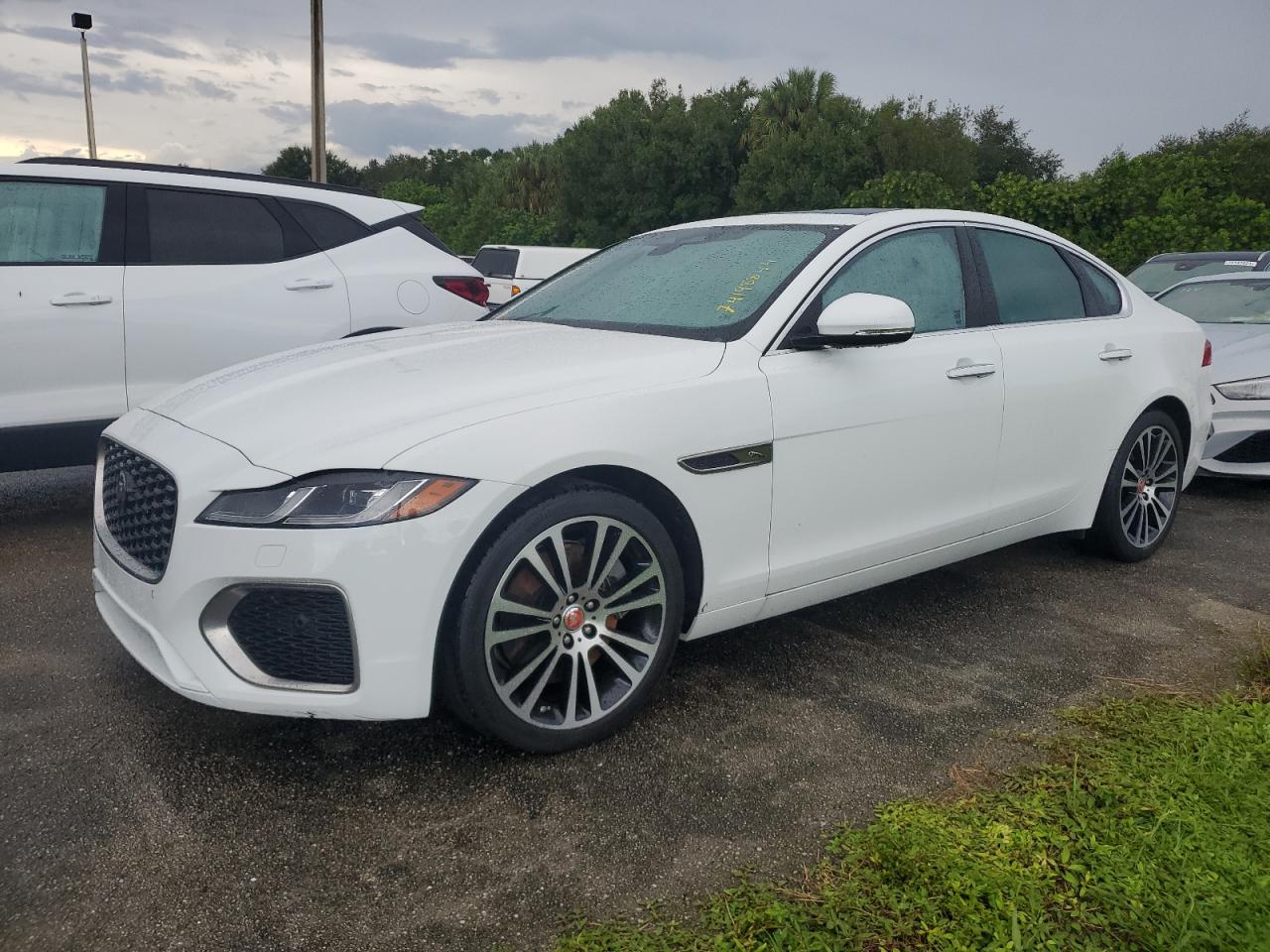 2022 Jaguar Xf Se VIN: SAJBG4FX4NCY90817 Lot: 74198844