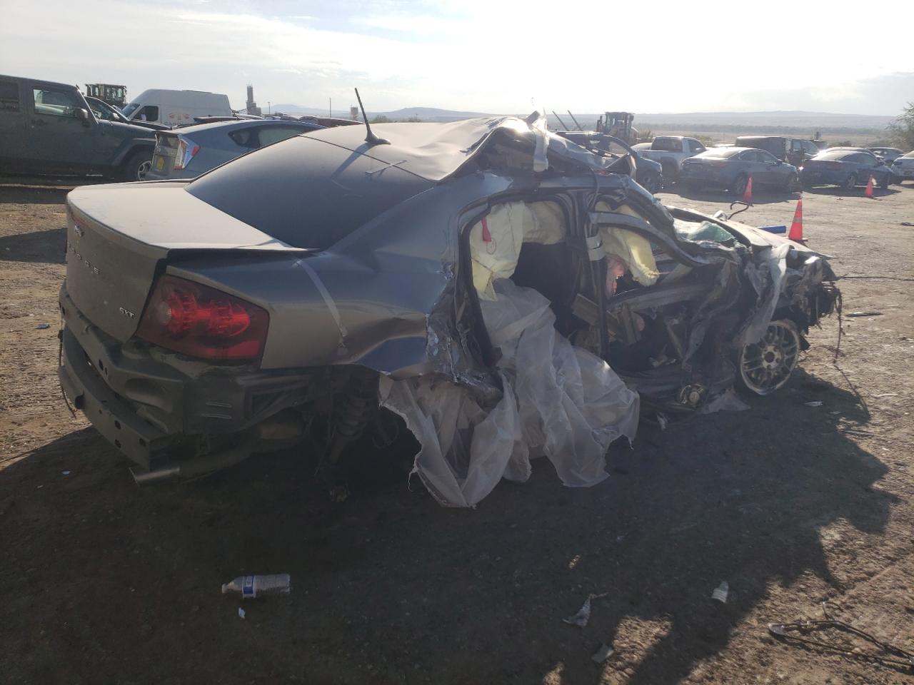 2013 Dodge Avenger - Image 3