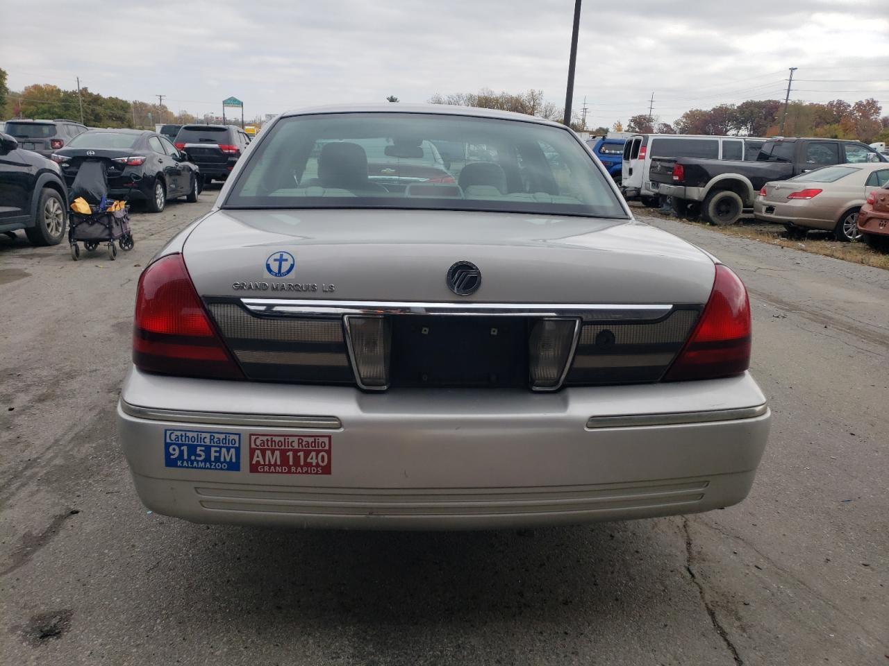 2007 Mercury Grand Marquis Ls VIN: 2MEFM75VX7X629965 Lot: 77647274