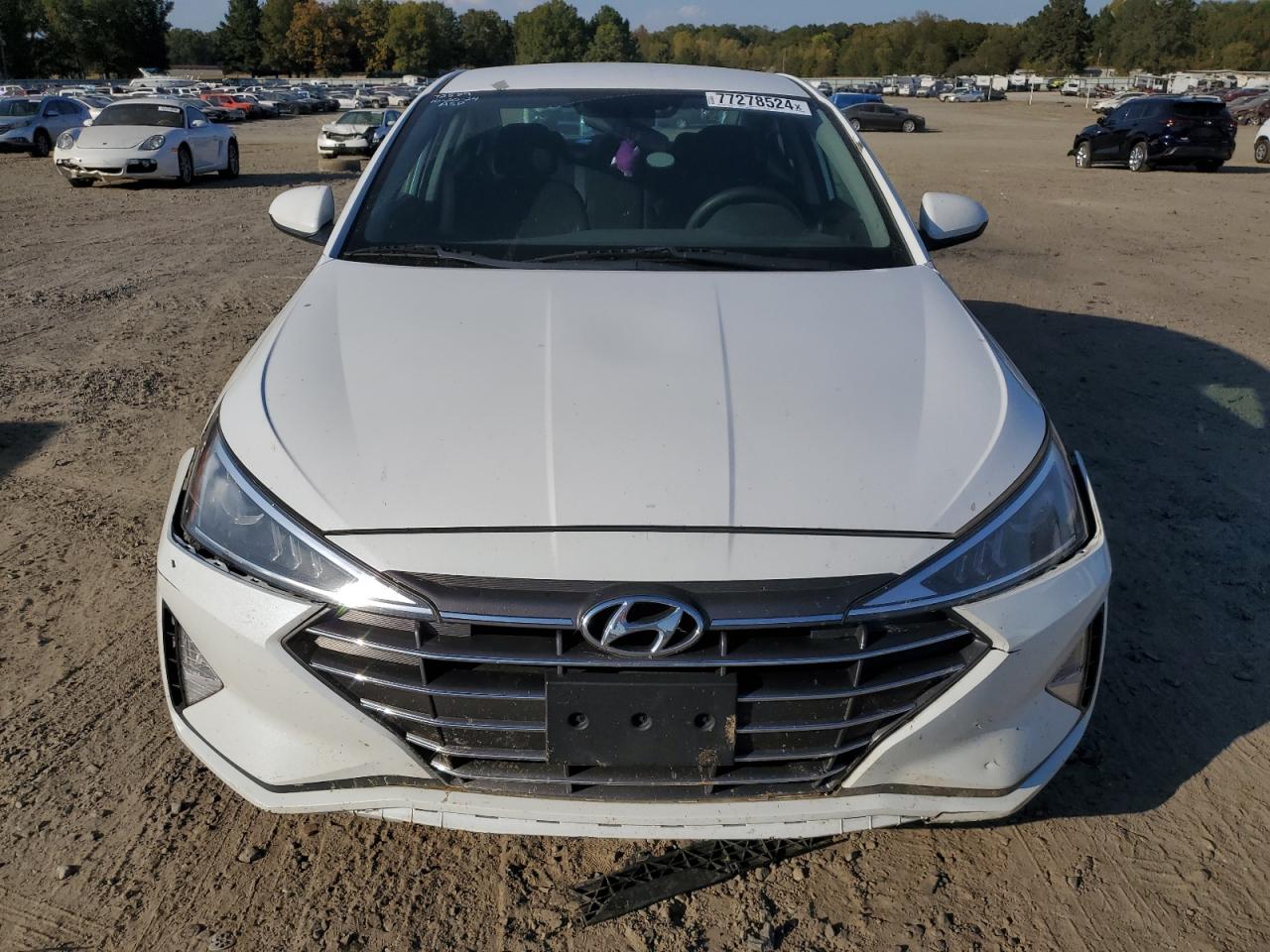 2019 Hyundai Elantra - Image 5