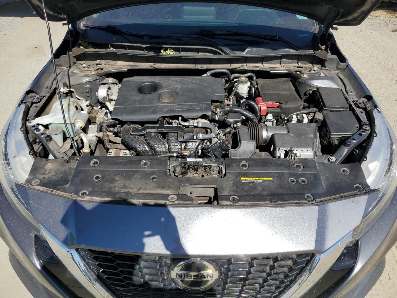2020 Nissan Altima - Image 11