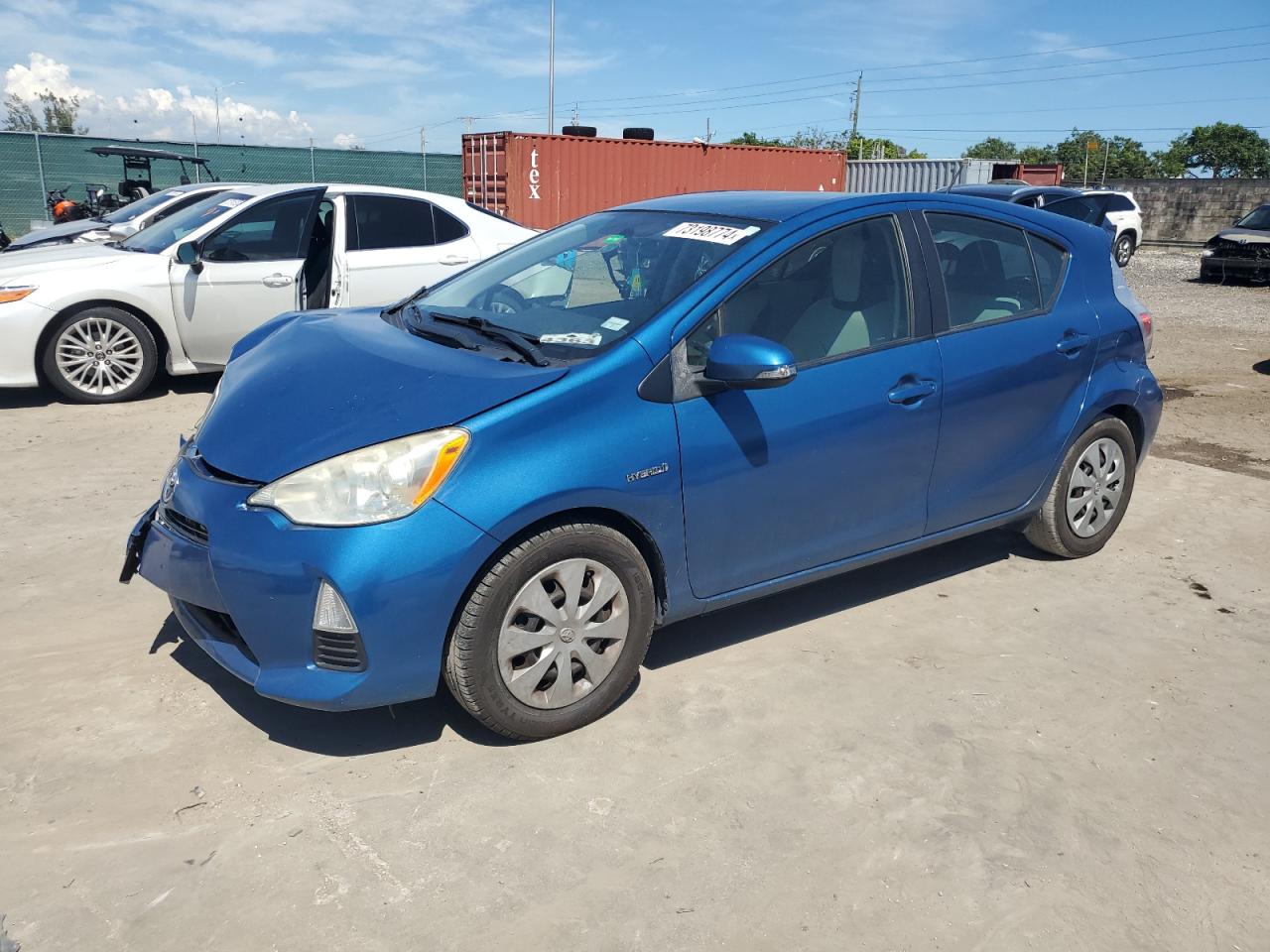 VIN JTDKDTB39D1057688 2013 TOYOTA PRIUS no.1