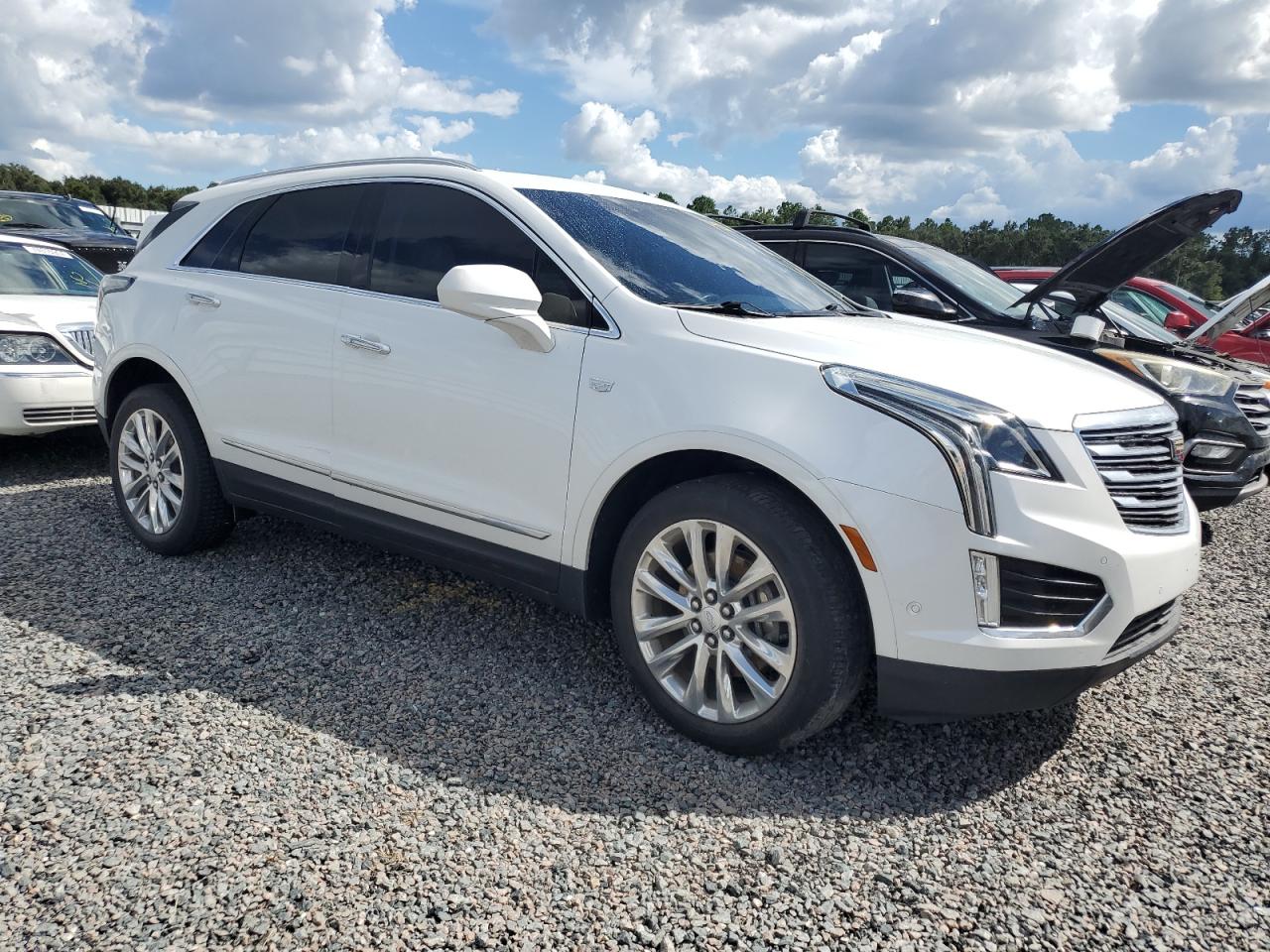 2019 Cadillac XT5 - Image 4