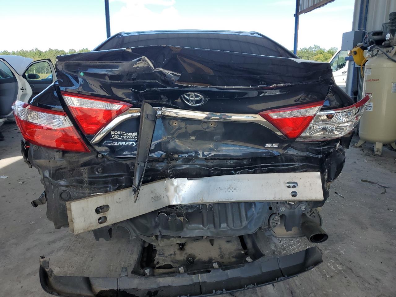 VIN 4T1BF1FK5FU114272 2015 TOYOTA CAMRY no.6