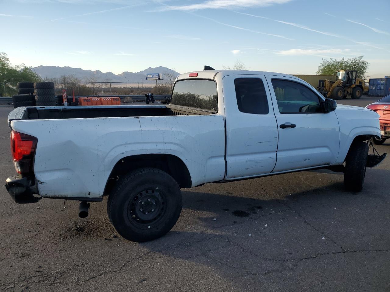 2019 Toyota Tacoma - Image 3