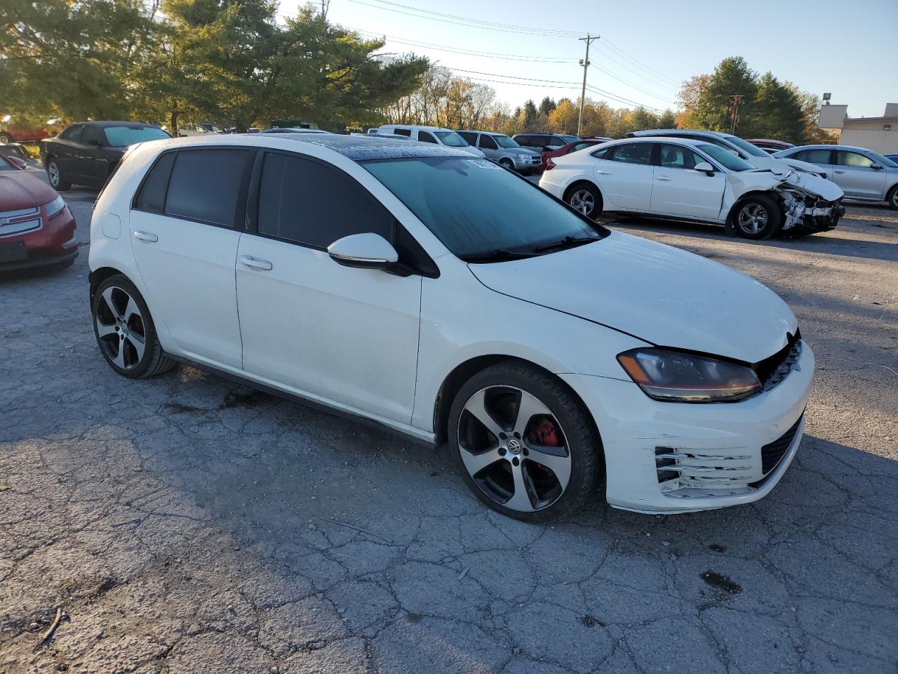 2015 Volkswagen GTI - Image 4