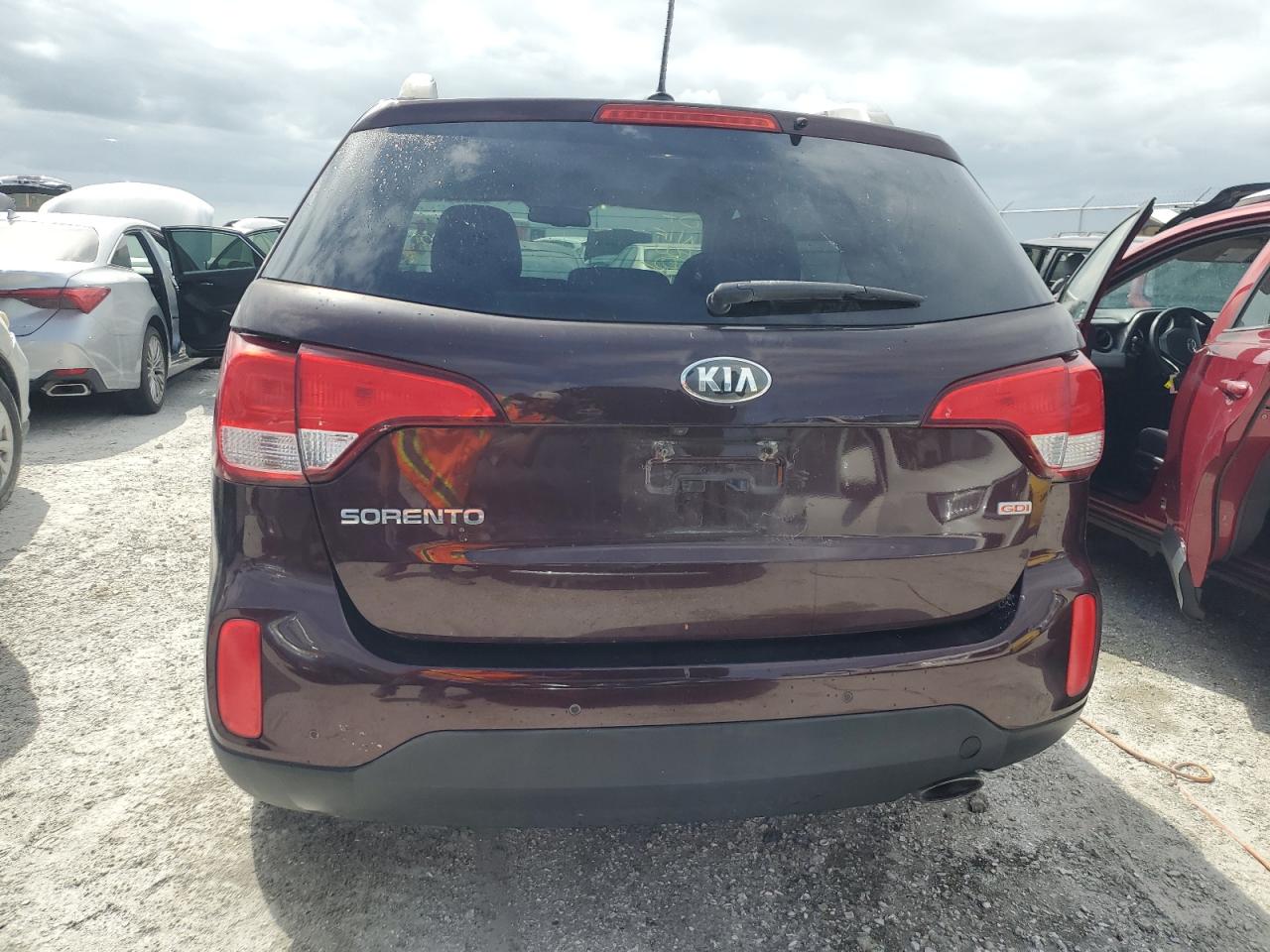 5XYKT3A63FG628013 2015 Kia Sorento Lx