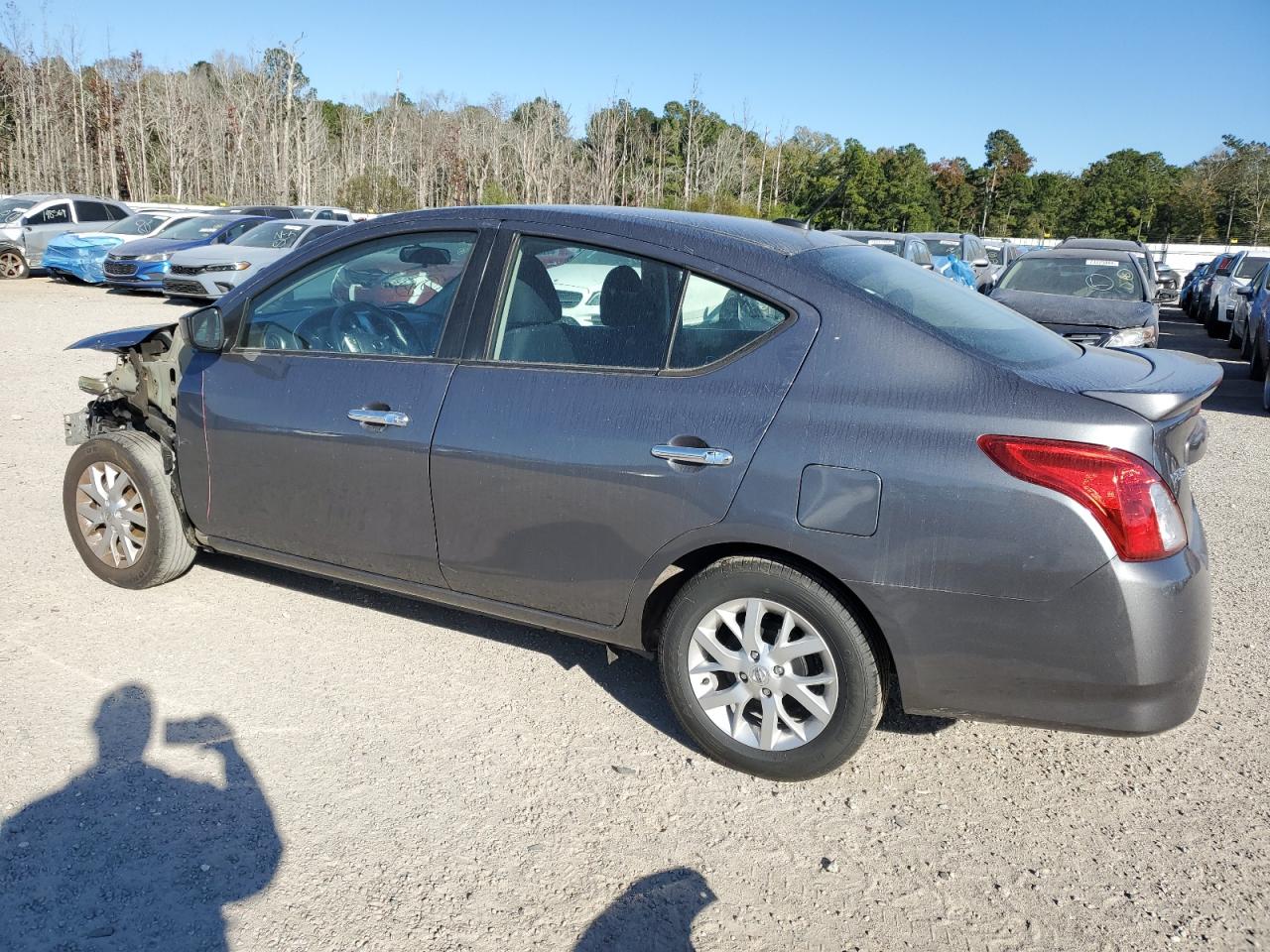 2018 Nissan Versa - Image 2