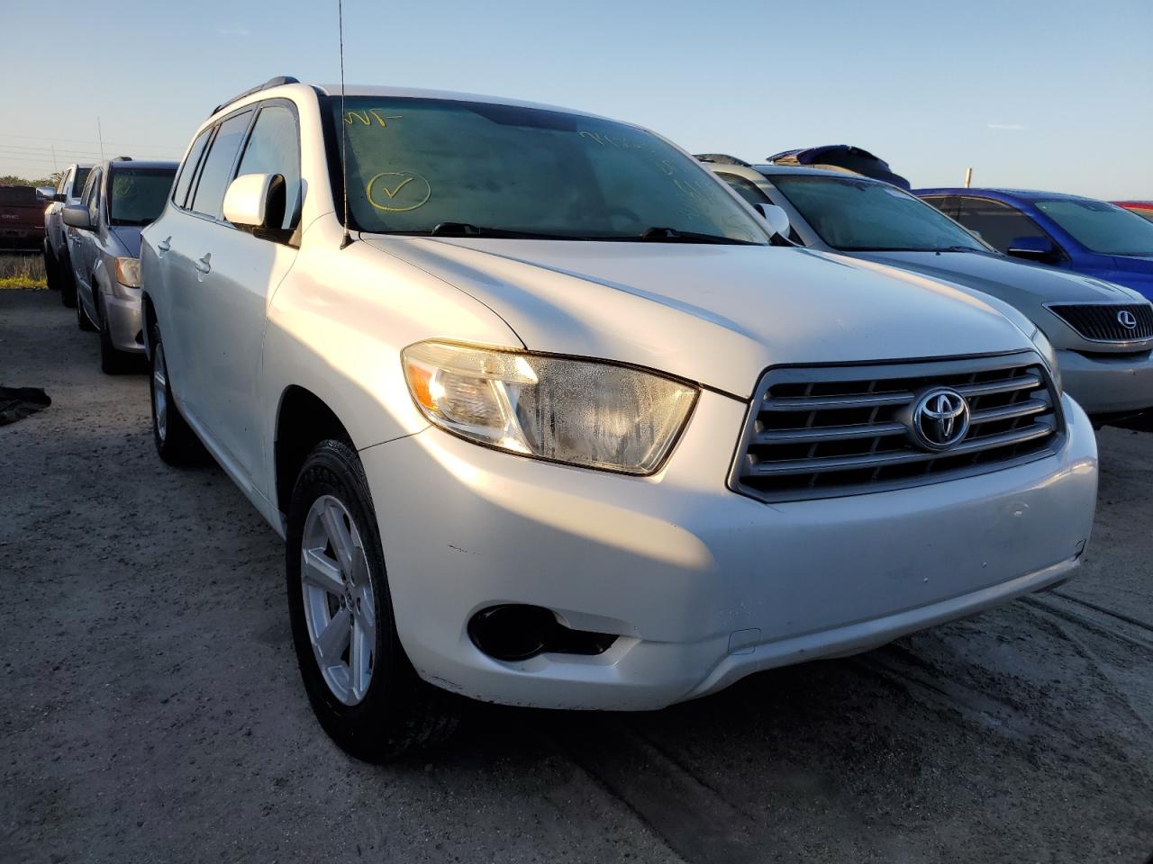 2010 Toyota Highlander - Image 5