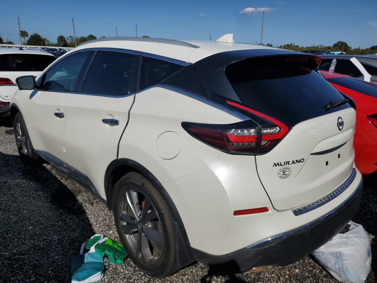 2019 Nissan Murano - Image 2