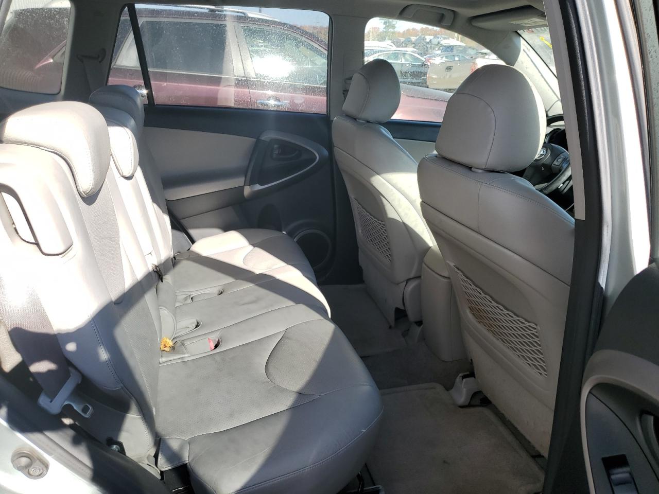 2008 Toyota Rav4 Limited VIN: JTMBD31V386067810 Lot: 75980764