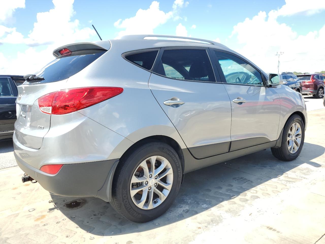2014 Hyundai Tucson - Image 3