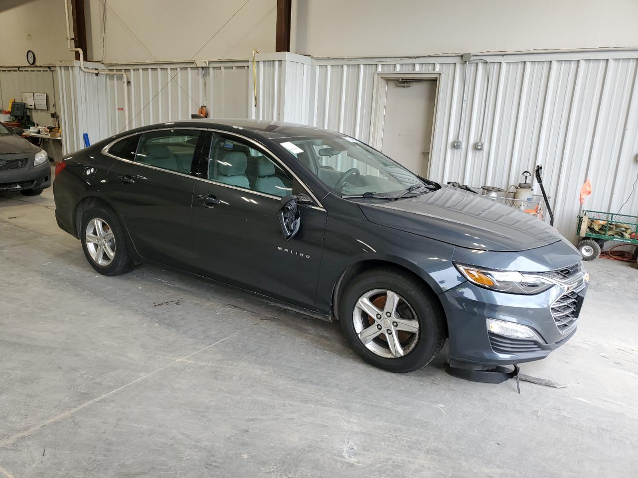 2019 Chevrolet Malibu - Image 4