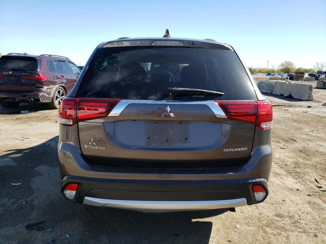 2018 Mitsubishi Outlander Es VIN: JA4AD2A34JZ007649 Lot: 74247374