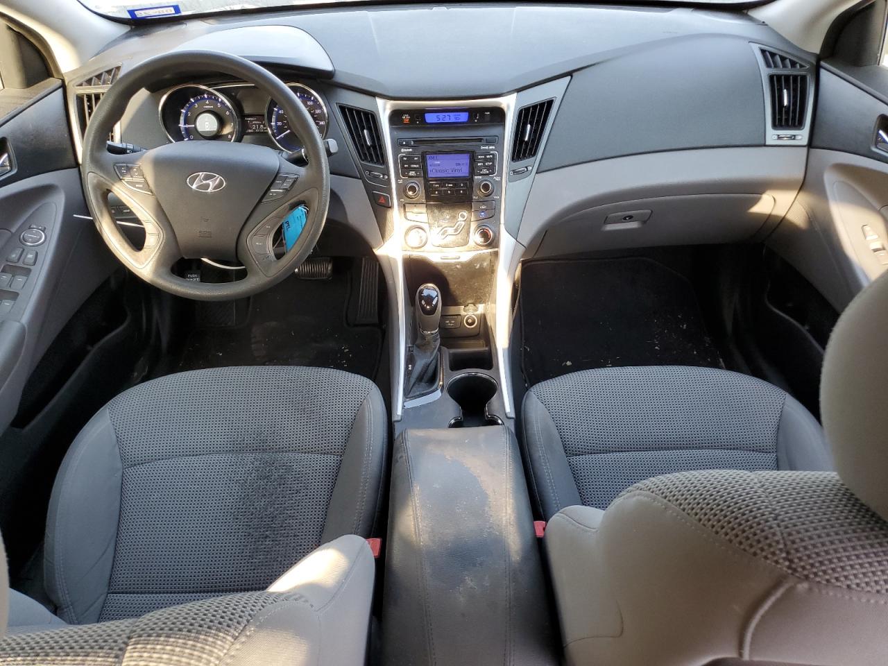 2011 Hyundai Sonata - Image 8