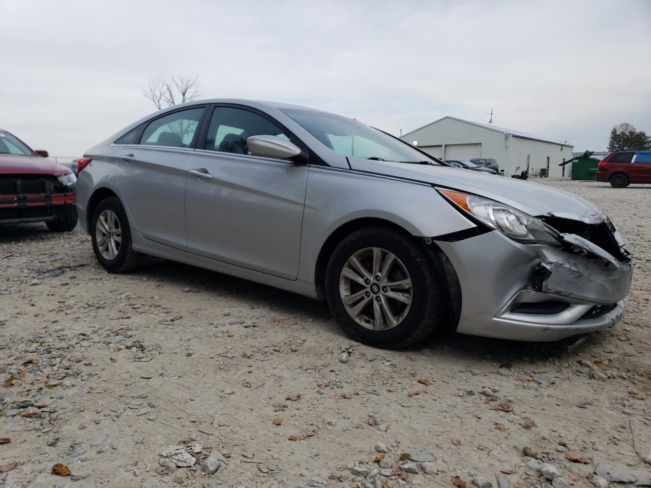2013 Hyundai Sonata - Image 4