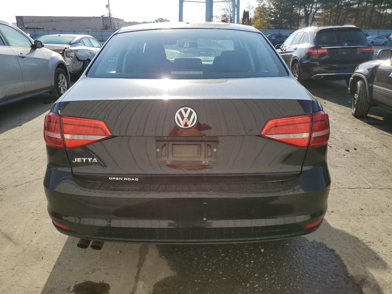 2015 Volkswagen Jetta - Image 6