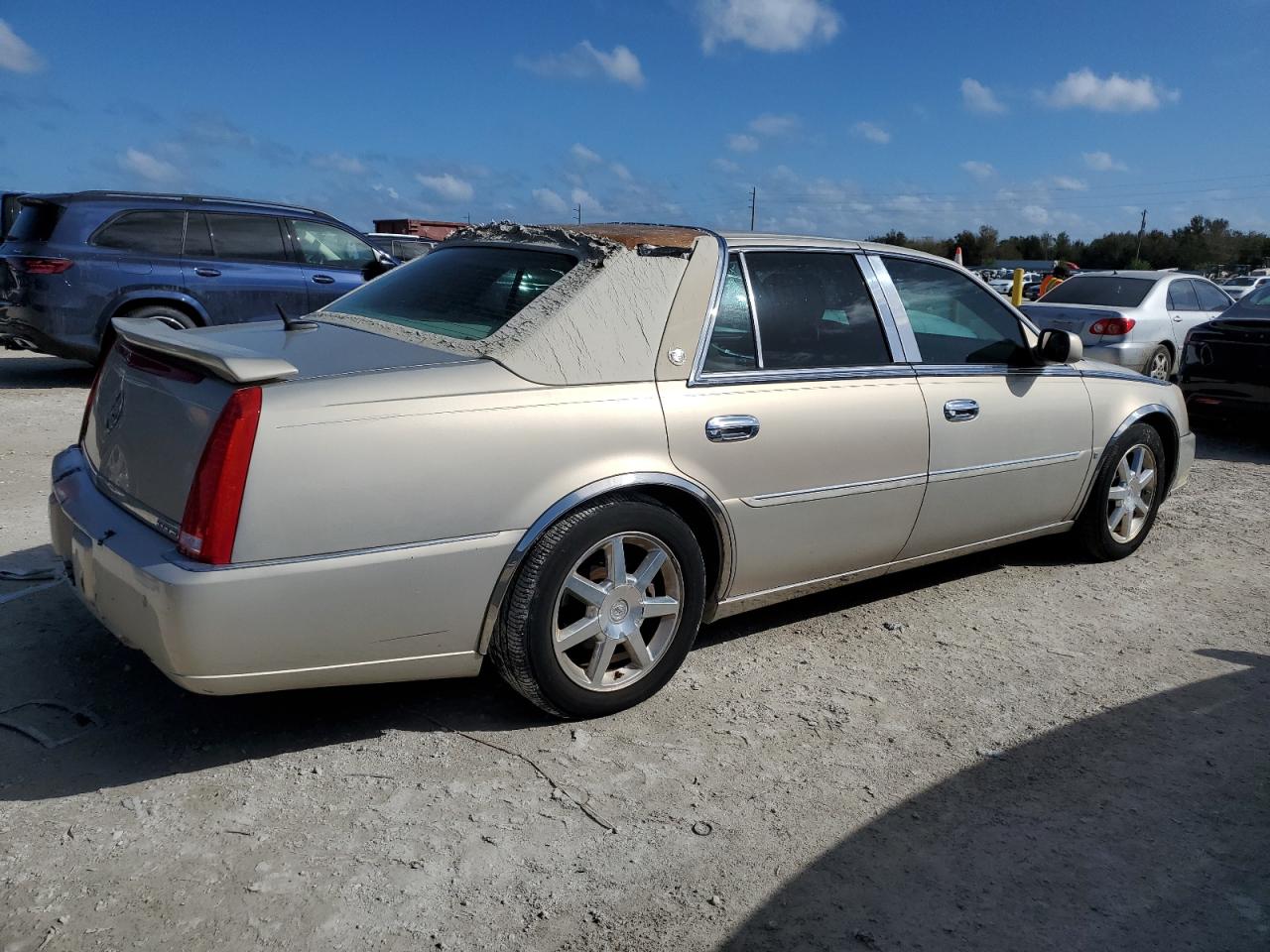 2008 Cadillac Dts VIN: 1G6KD57Y48U168172 Lot: 78216884