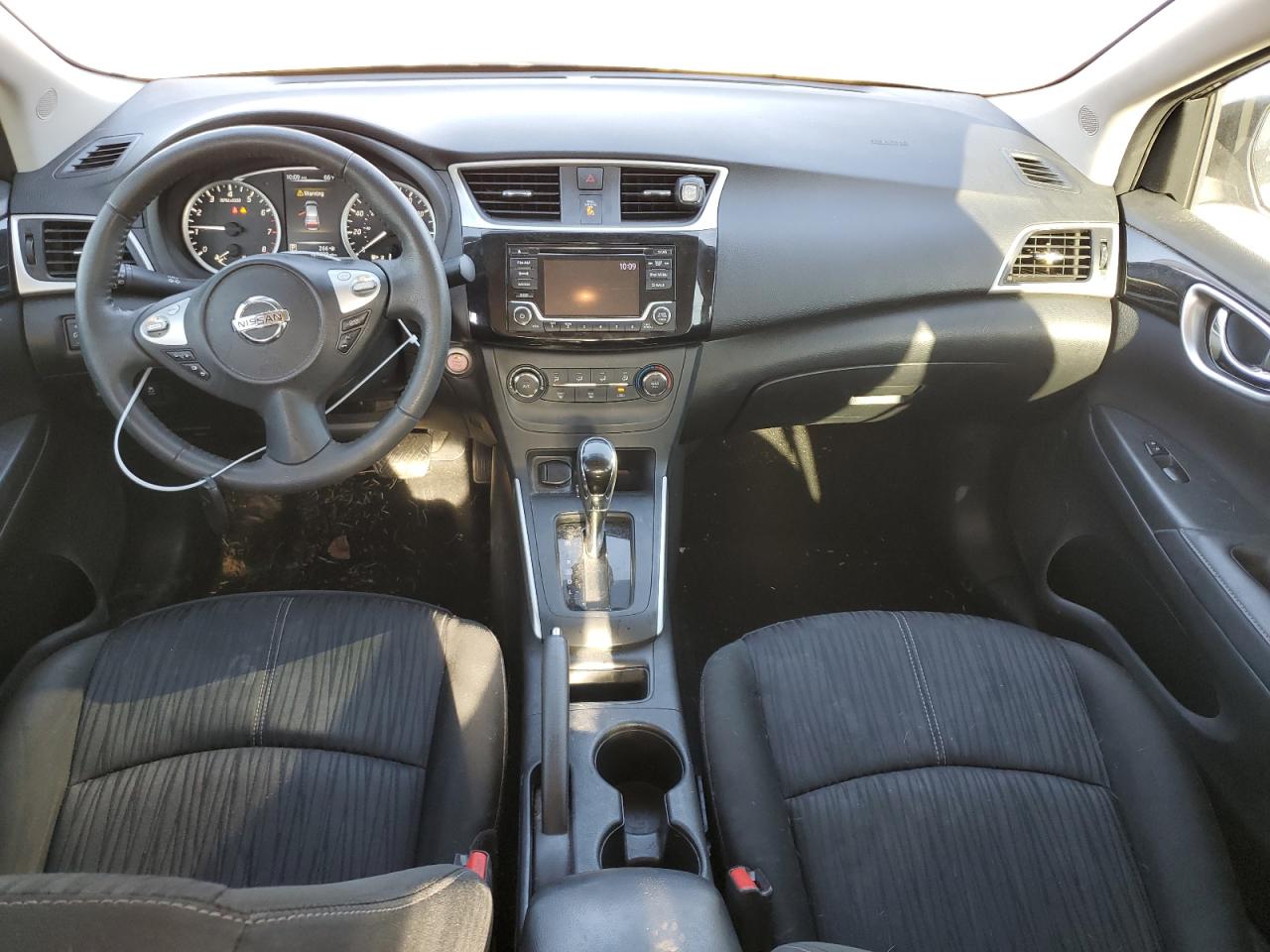 2017 Nissan Sentra - Image 8