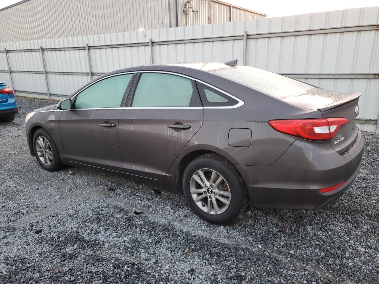 2015 Hyundai Sonata - Image 2
