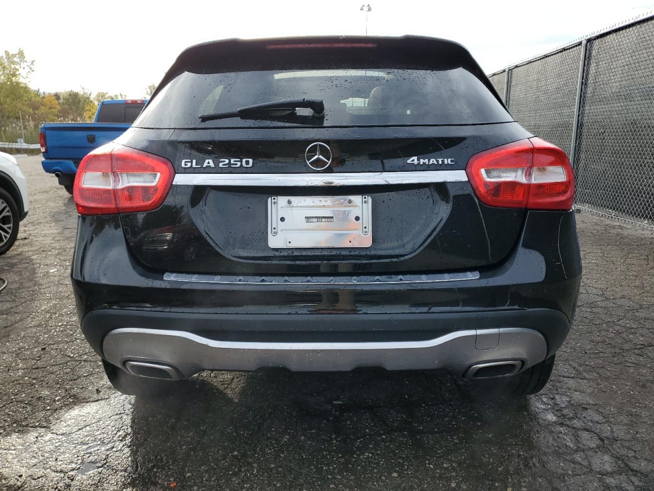 WDCTG4GB7JJ372819 2018 Mercedes-Benz Gla 250 4Matic