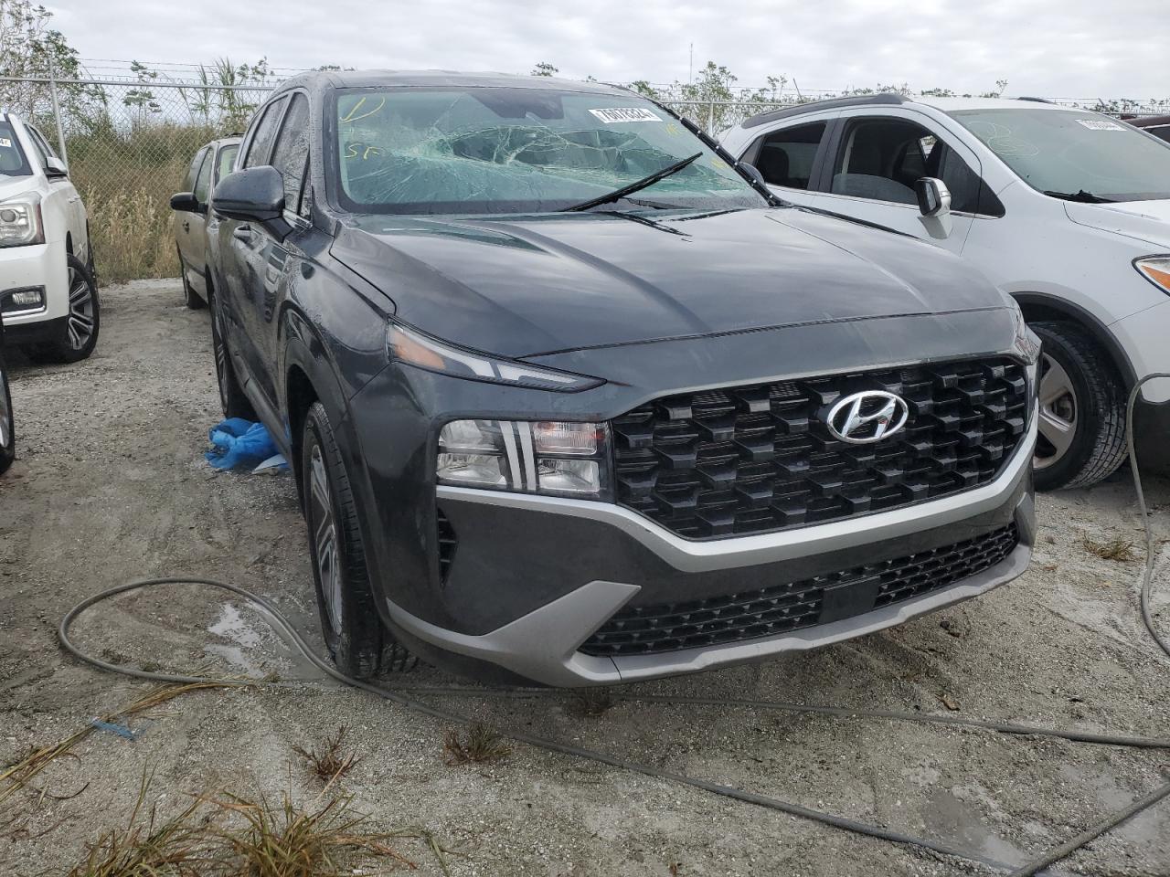 2023 Hyundai Santa Fe - Image 5