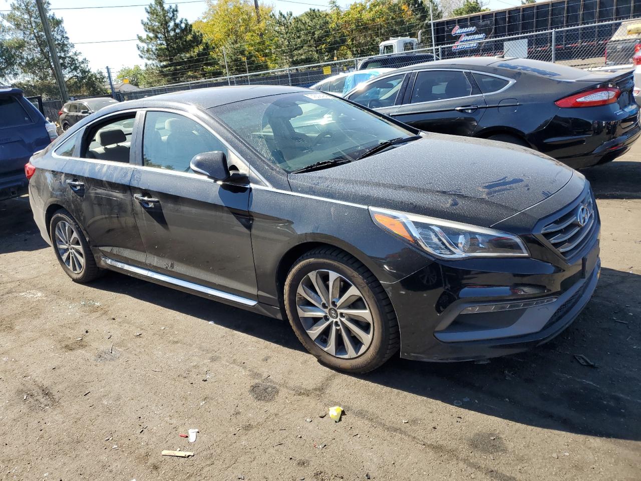 2015 Hyundai Sonata - Image 4