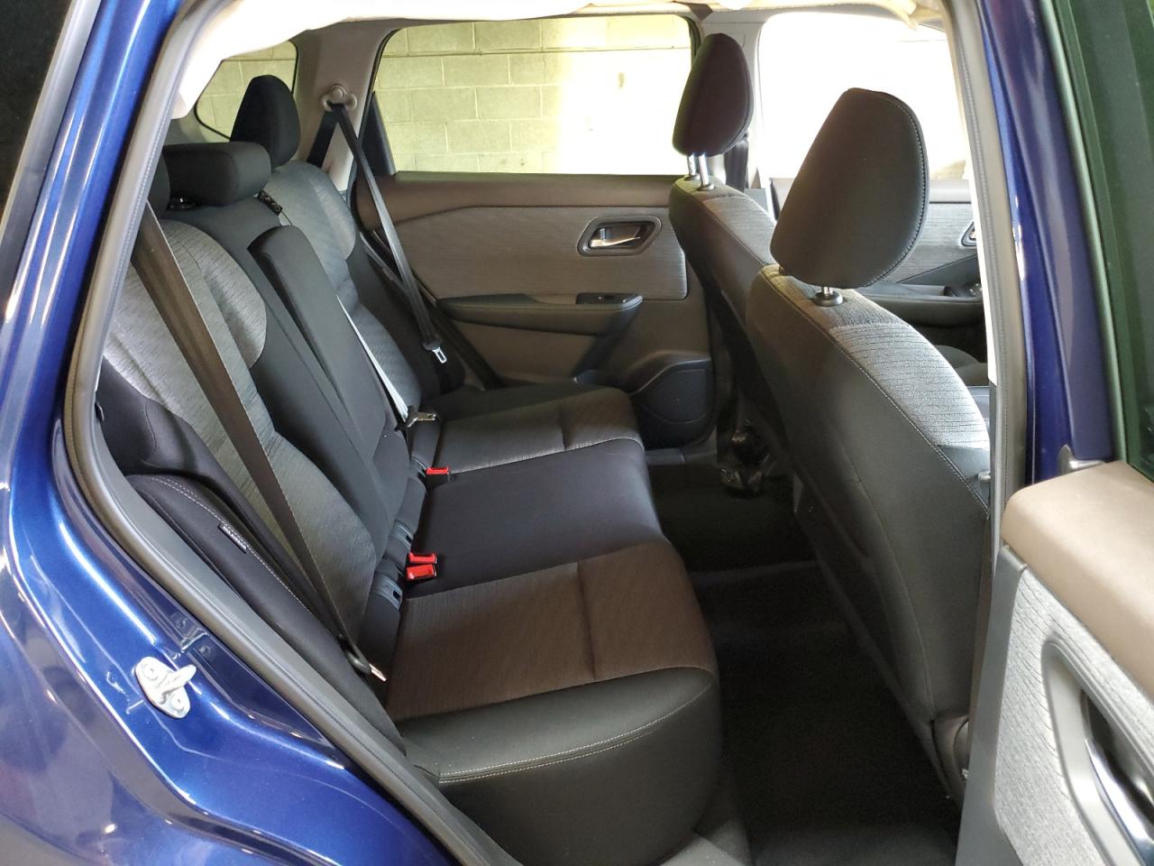 Фото: JN8BT3BB7PW358224 - 11