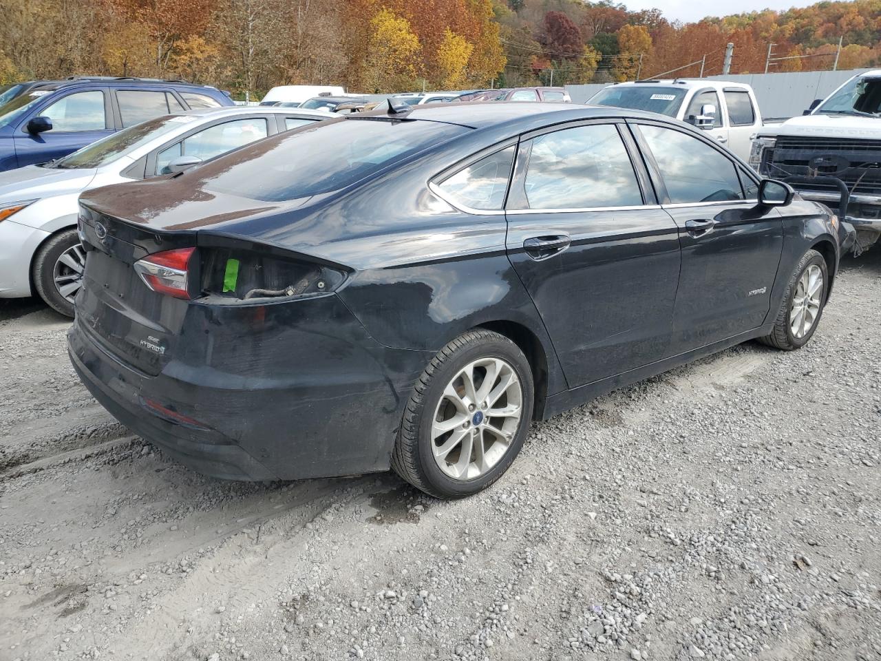 VIN 3FA6P0LU4KR120803 2019 FORD FUSION no.3