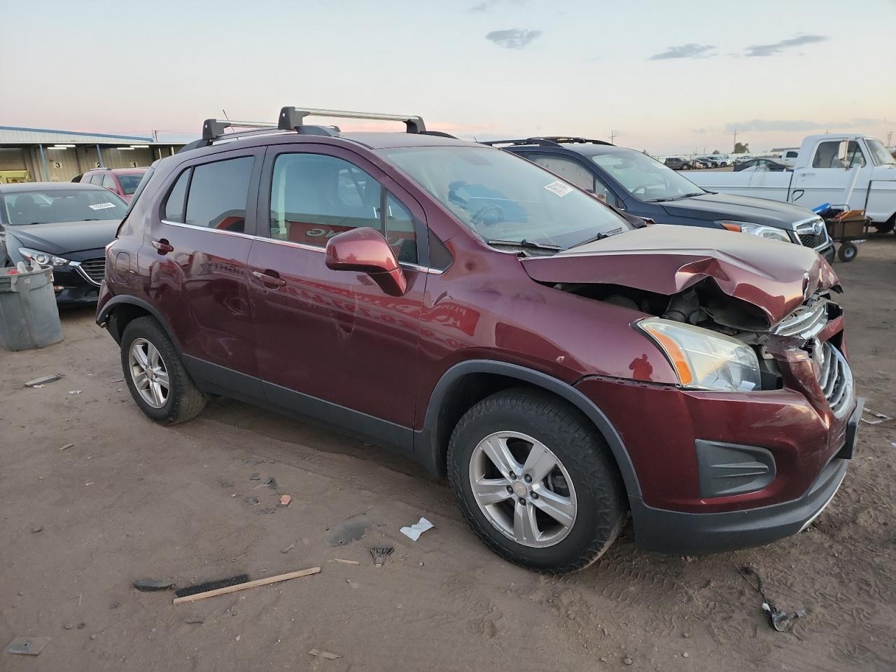 VIN 3GNCJPSB3GL253593 2016 CHEVROLET TRAX no.4