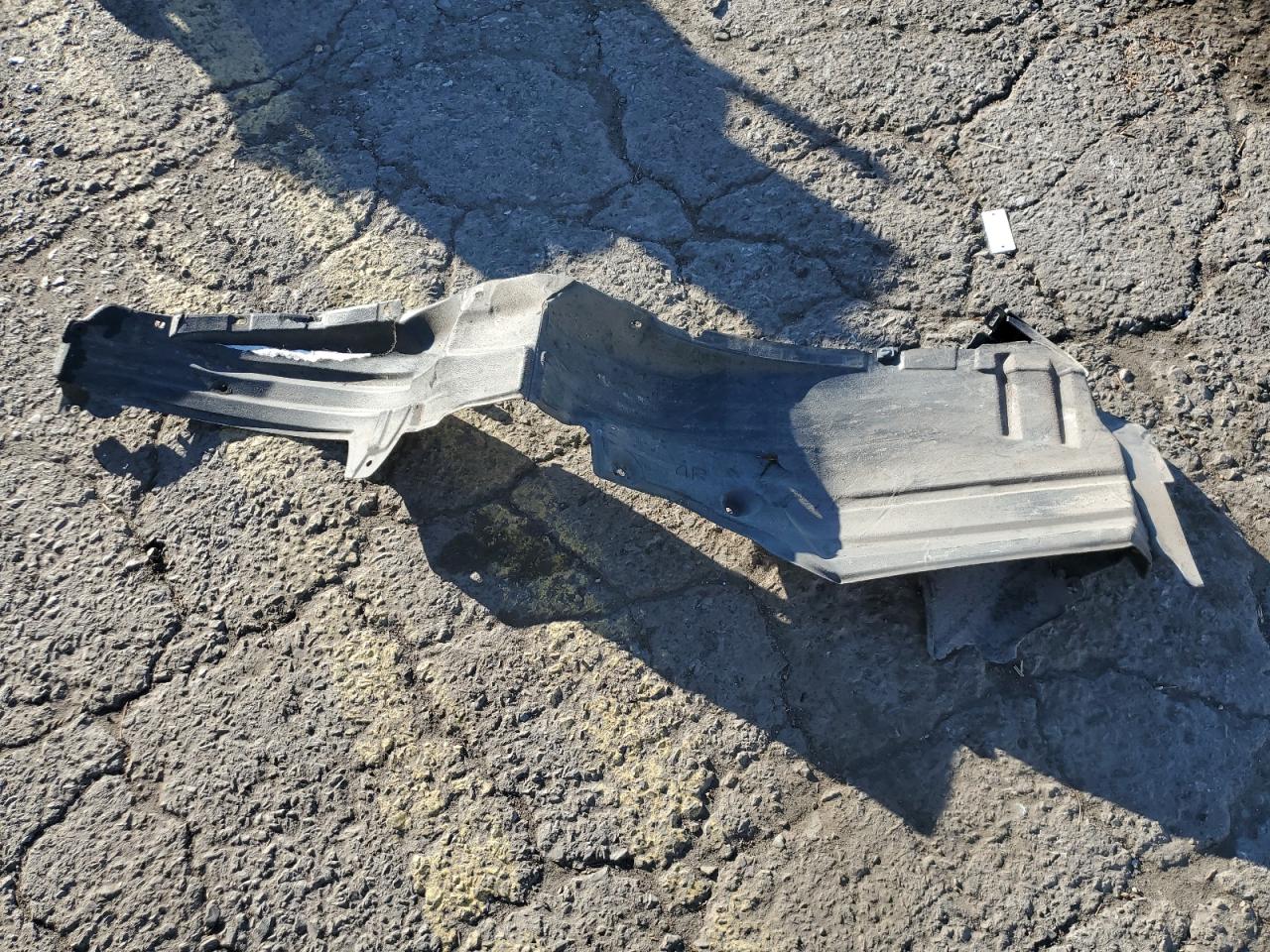 2017 Toyota Rav4 Le VIN: JTMBFREVXHJ135864 Lot: 74954434