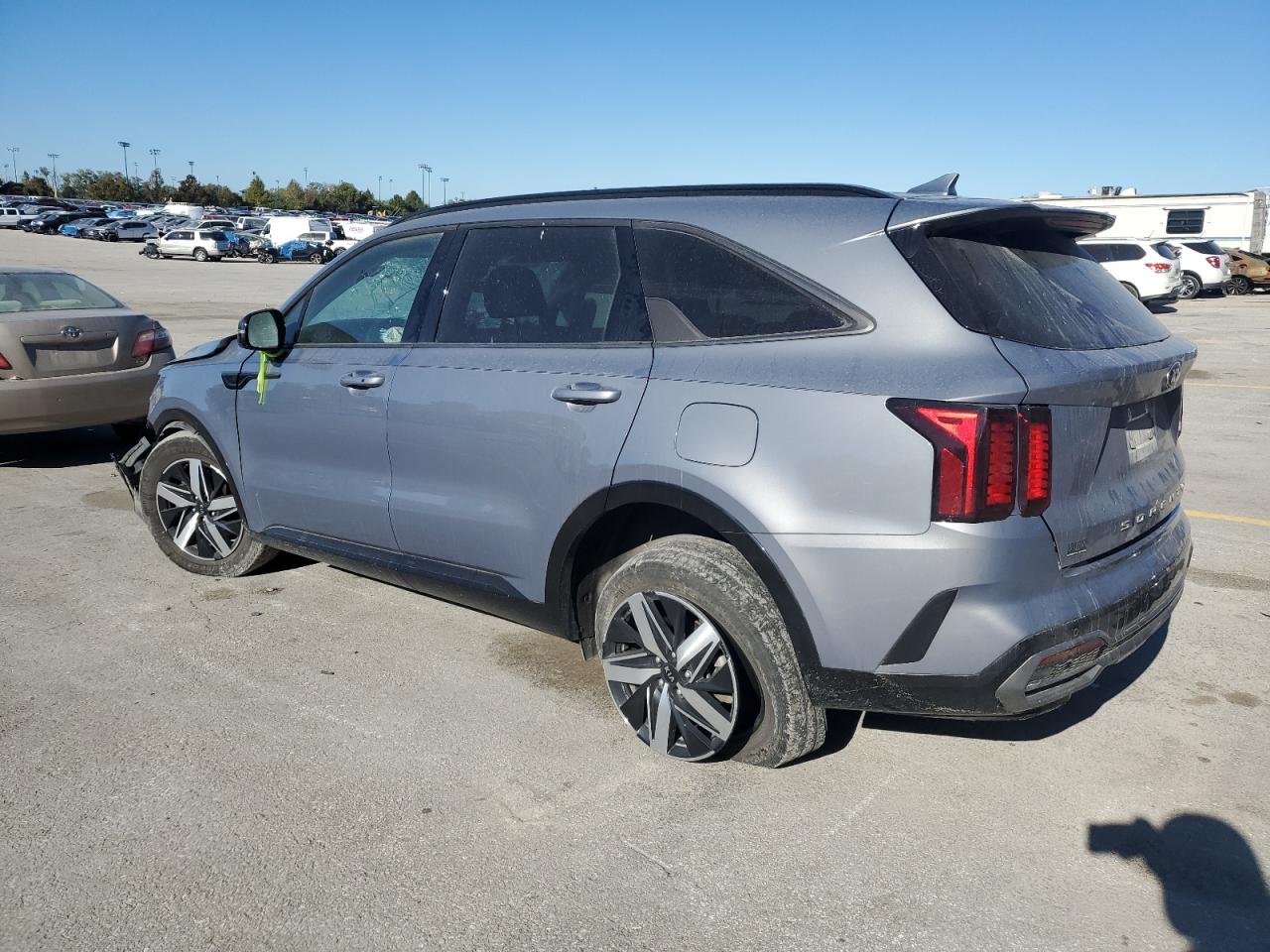 2021 Kia Sorento - Image 2