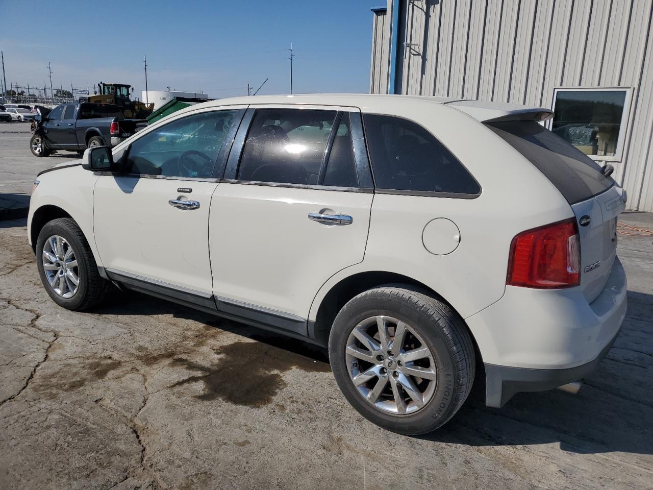 2011 Ford Edge - Image 2