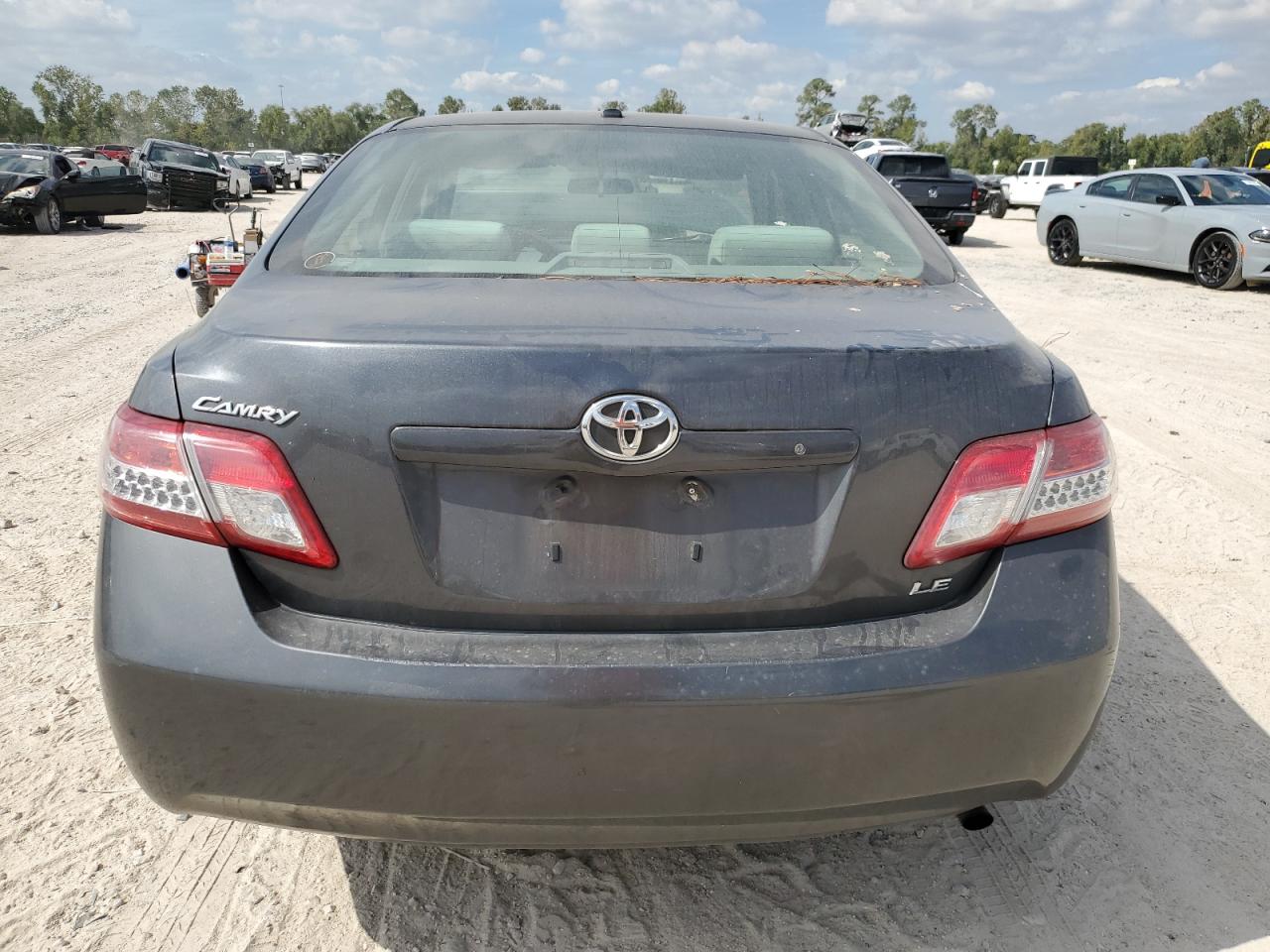 2010 Toyota Camry Base VIN: 4T1BF3EK5AU028059 Lot: 77500474